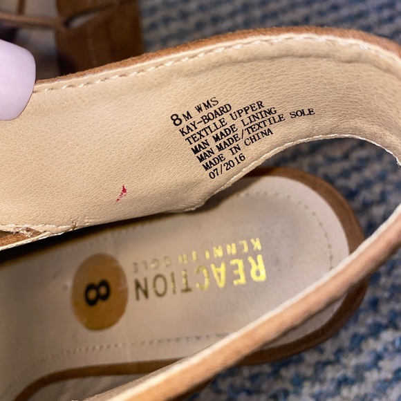 Women’s brown heels - Picture 3 of 4